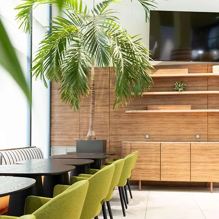 Adagio Centre Gambetta Apartahotel 4*