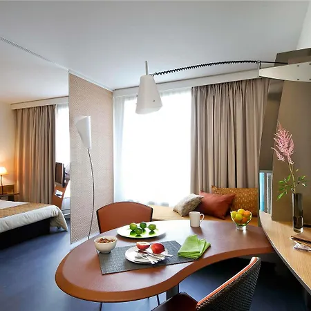 Adagio Centre Gambetta Apart Otel 4*