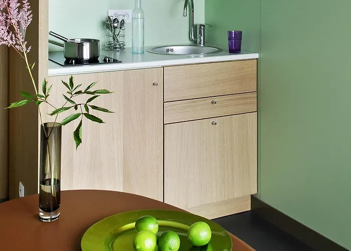 アパートホテル アパートホテル アダージョ サントル ガンベッタ 4*