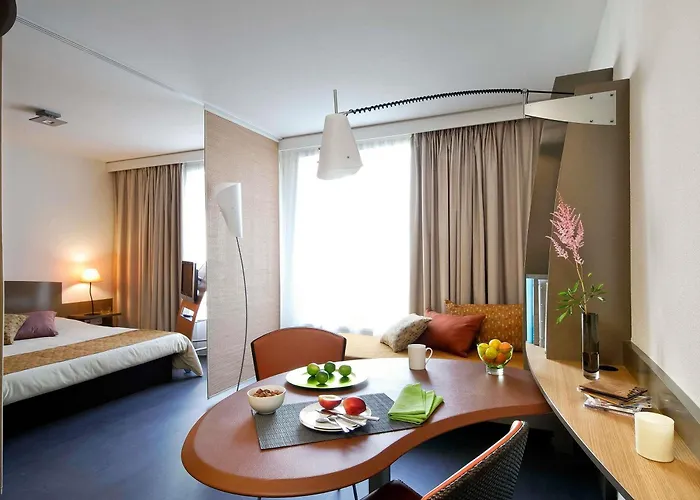 Aparthotel Adagio Centre Gambetta 4*