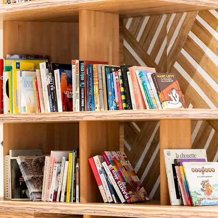 波尔多艾达吉奥公寓式酒店 波尔多